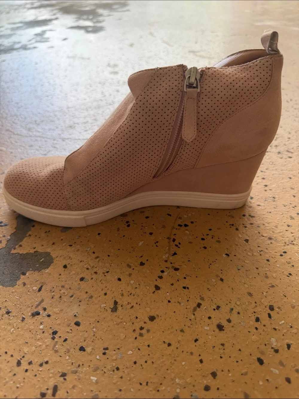 Paolo perforated suede
